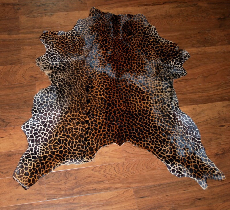 5 Cheap Cowhide Rugs You Should Check Out